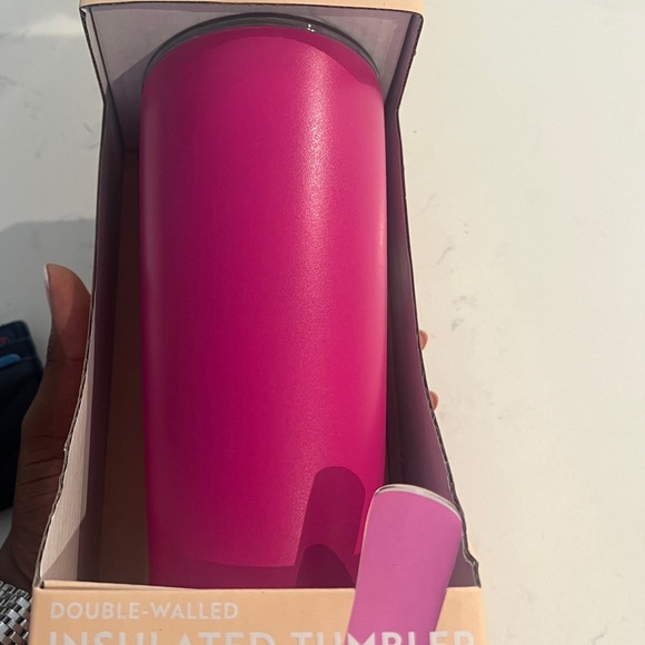 Insulated tumbler with blue tooth speaker . Also available in white - Picture 3 of 4